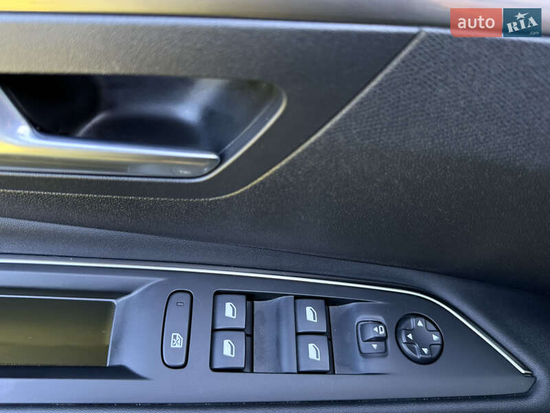 Позашляховик / Кросовер Peugeot 3008 2022 в Трускавці