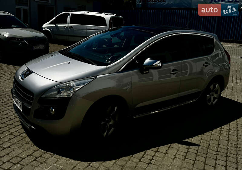 Позашляховик / Кросовер Peugeot 3008 2011 в Львові