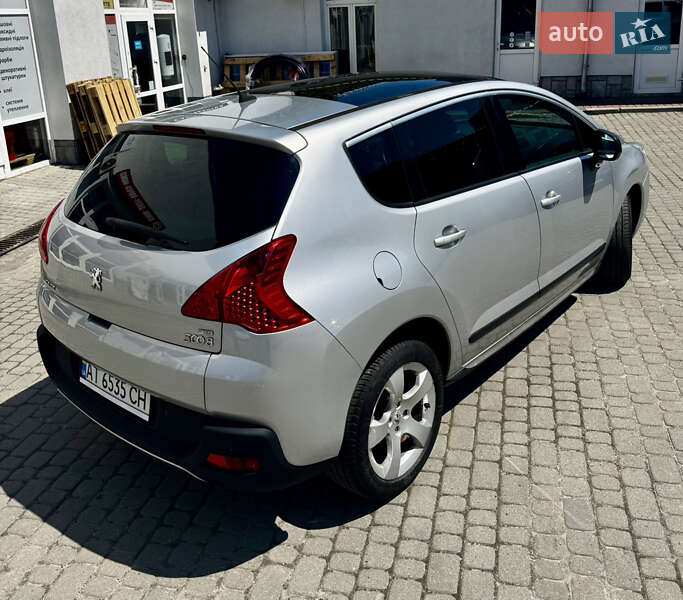 Позашляховик / Кросовер Peugeot 3008 2011 в Львові