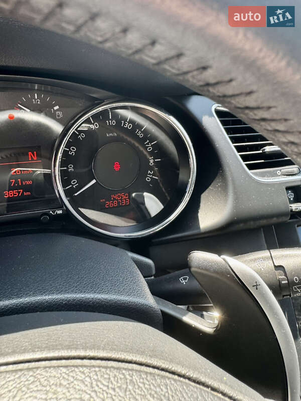 Позашляховик / Кросовер Peugeot 3008 2011 в Львові