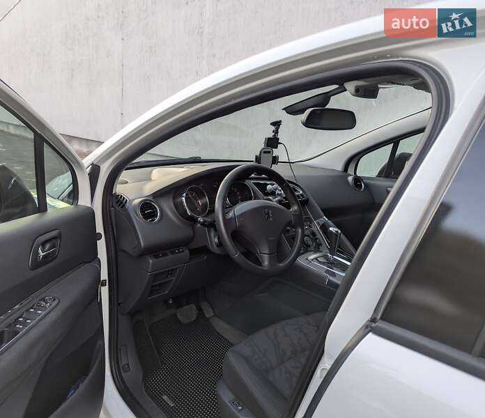 Позашляховик / Кросовер Peugeot 3008 2012 в Львові