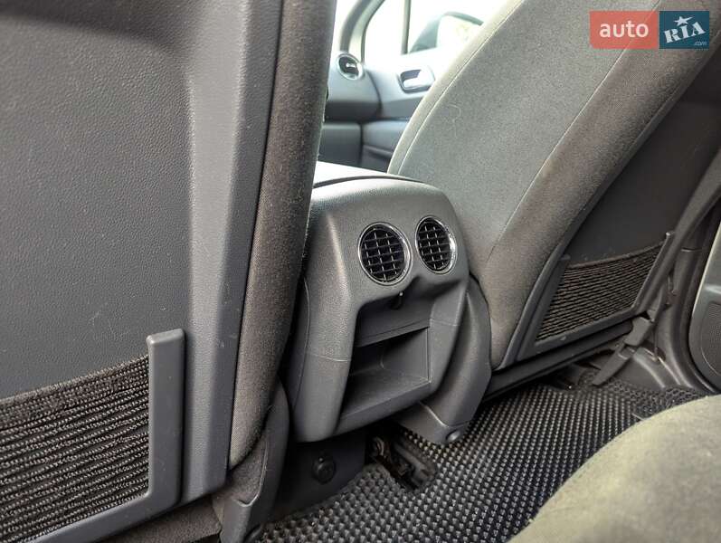 Позашляховик / Кросовер Peugeot 3008 2012 в Львові