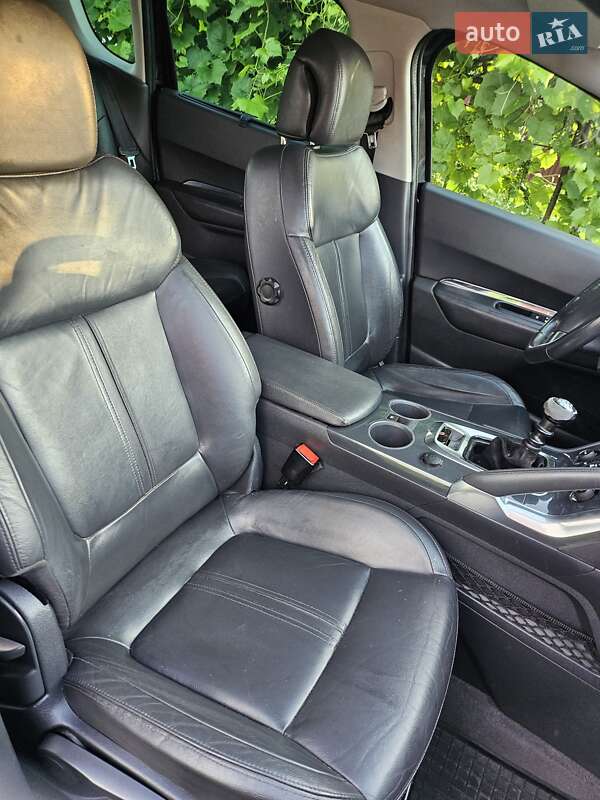 Внедорожник / Кроссовер Peugeot 3008 2012 в Маневичах