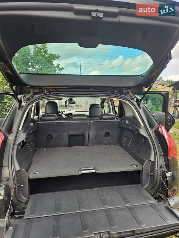 Внедорожник / Кроссовер Peugeot 3008 2012 в Маневичах