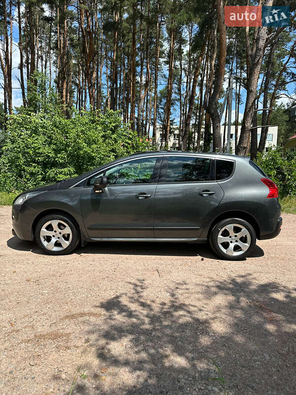 Позашляховик / Кросовер Peugeot 3008 2010 в Білогородці