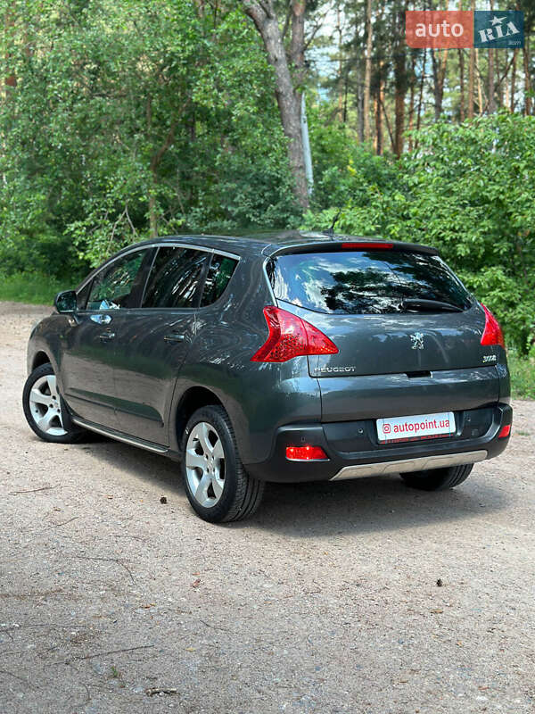 Позашляховик / Кросовер Peugeot 3008 2010 в Білогородці