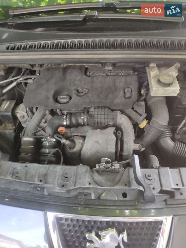 Внедорожник / Кроссовер Peugeot 3008 2012 в Ровно