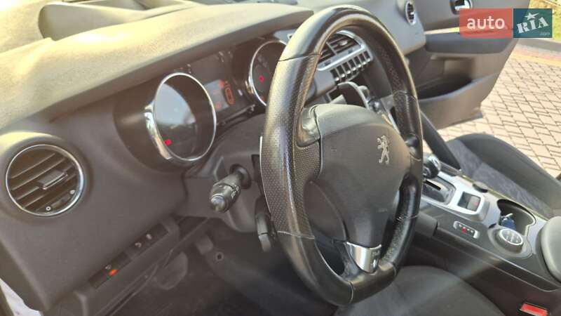 Позашляховик / Кросовер Peugeot 3008 2012 в Львові