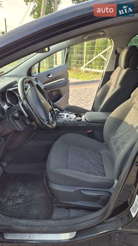 Позашляховик / Кросовер Peugeot 3008 2012 в Львові