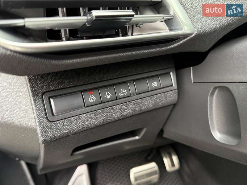 Позашляховик / Кросовер Peugeot 3008 2022 в Києві