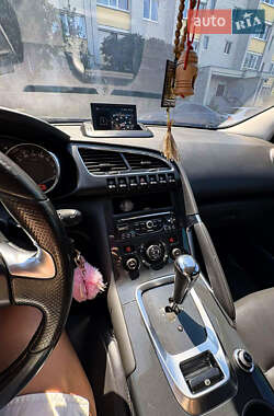 Позашляховик / Кросовер Peugeot 3008 2013 в 