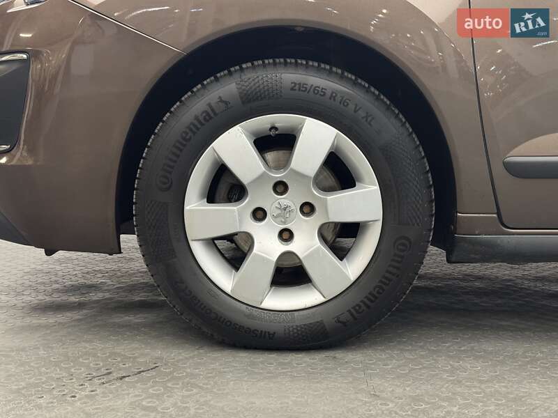 Позашляховик / Кросовер Peugeot 3008 2014 в Києві