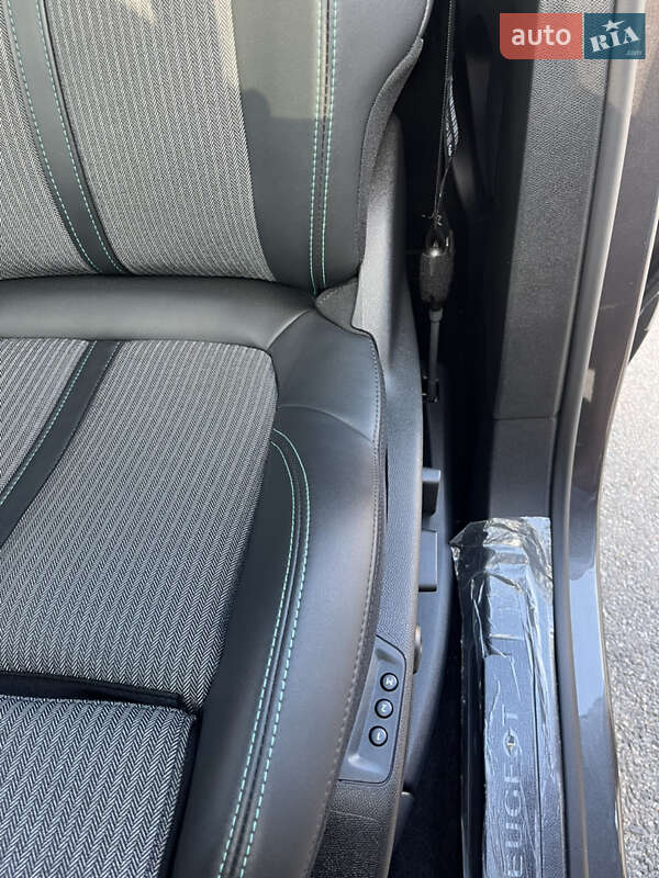 Позашляховик / Кросовер Peugeot 3008 2021 в Кропивницькому