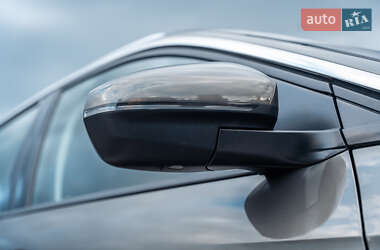 Позашляховик / Кросовер Peugeot 3008 2020 в 