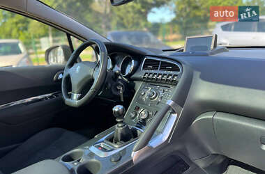 Внедорожник / Кроссовер Peugeot 3008 2011 в 