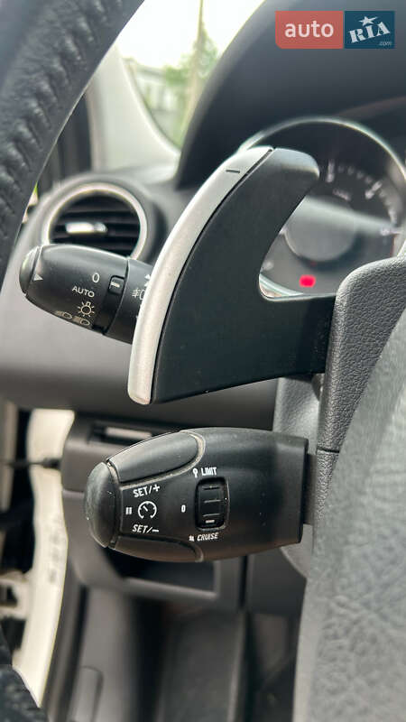 Позашляховик / Кросовер Peugeot 3008 2011 в Вінниці