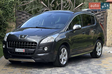 Позашляховик / Кросовер Peugeot 3008 2013 в Луцьку
