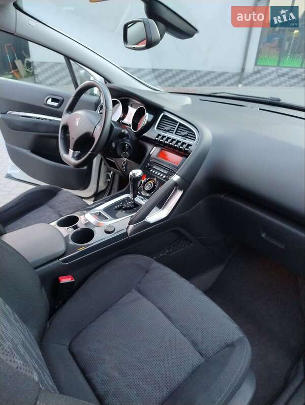 Внедорожник / Кроссовер Peugeot 3008 2011 в Тернополе