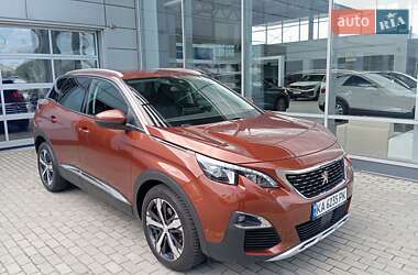 Внедорожник / Кроссовер Peugeot 3008 2019 в Киеве
