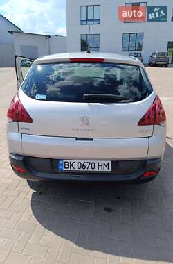 Внедорожник / Кроссовер Peugeot 3008 2015 в 
