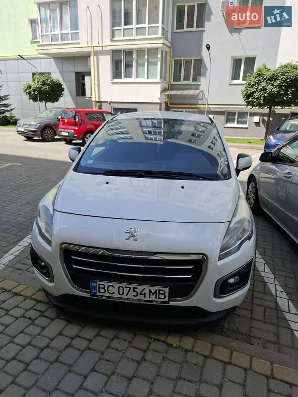 Позашляховик / Кросовер Peugeot 3008 2014 в Львові