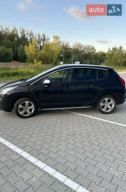 Внедорожник / Кроссовер Peugeot 3008 2011 в 