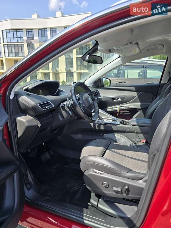 Внедорожник / Кроссовер Peugeot 3008 2017 в Киеве