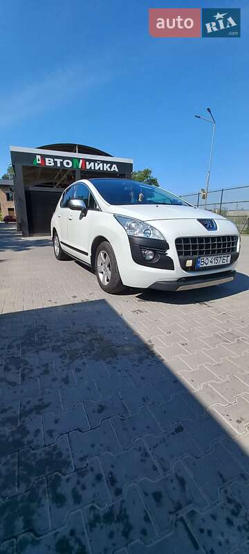 Внедорожник / Кроссовер Peugeot 3008 2012 в Шляхтинцах фото 5 Внедорожник / Кроссовер Peugeot 3008 2012 в Шляхтинцах