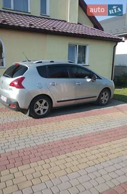 Внедорожник / Кроссовер Peugeot 3008 2011 в 