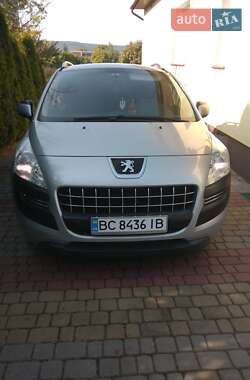 Позашляховик / Кросовер Peugeot 3008 2011 в Новояворівську