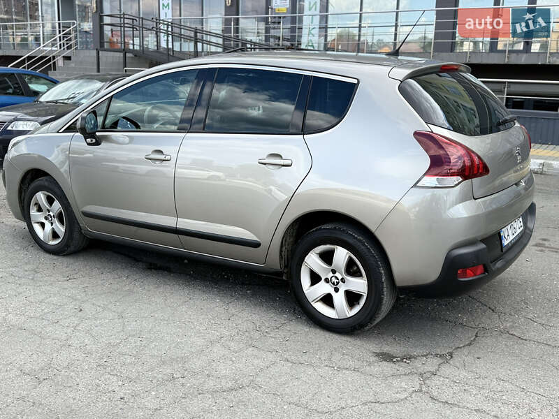 Позашляховик / Кросовер Peugeot 3008 2014 в Києві