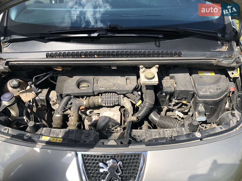 Позашляховик / Кросовер Peugeot 3008 2013 в Хмельницькому