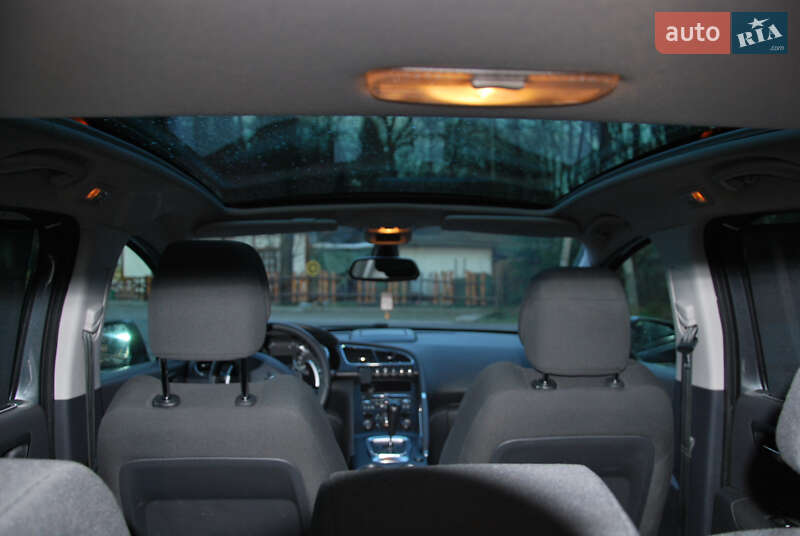 Внедорожник / Кроссовер Peugeot 3008 2012 в Стебнику фото 12 Внедорожник / Кроссовер Peugeot 3008 2012 в Стебнику