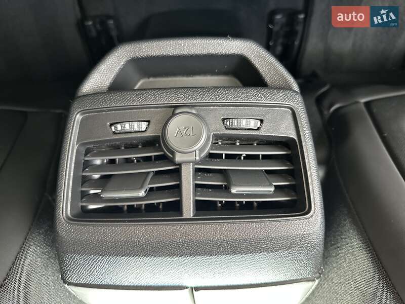 Внедорожник / Кроссовер Peugeot 3008 2017 в Киеве