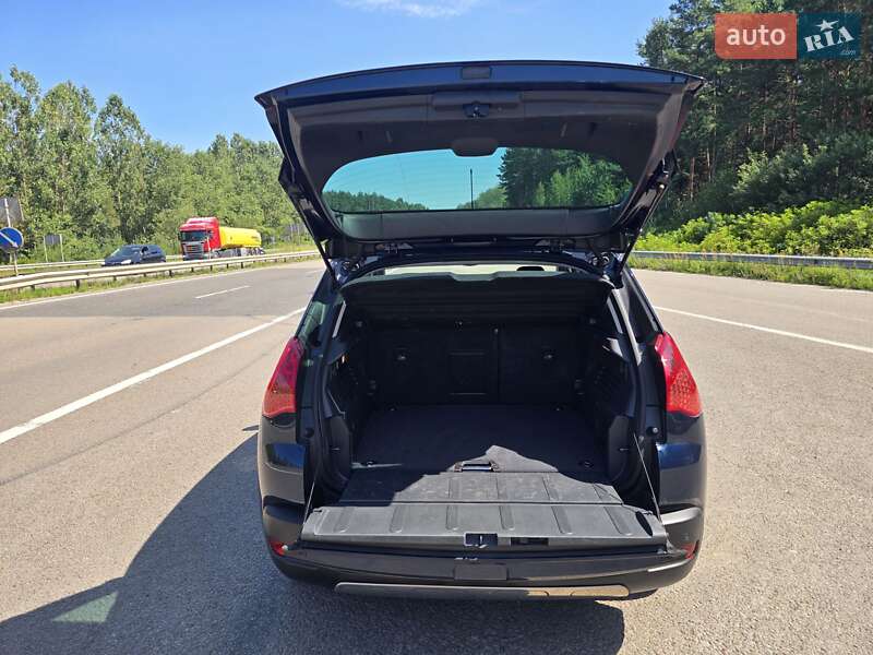 Позашляховик / Кросовер Peugeot 3008 2010 в Ковелі