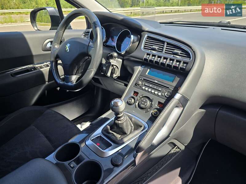 Позашляховик / Кросовер Peugeot 3008 2010 в Ковелі