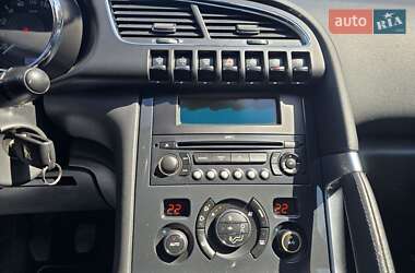 Позашляховик / Кросовер Peugeot 3008 2010 в Ковелі