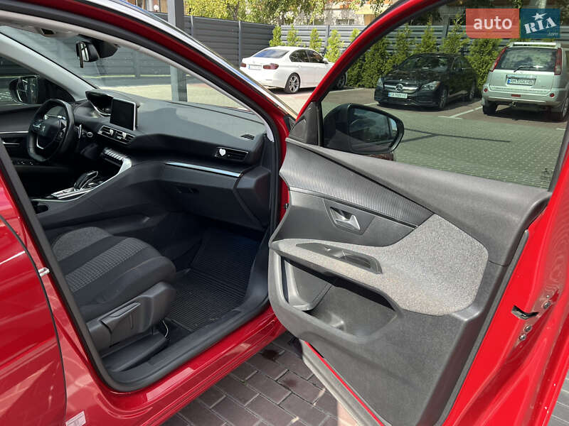 Позашляховик / Кросовер Peugeot 3008 2018 в Черкасах