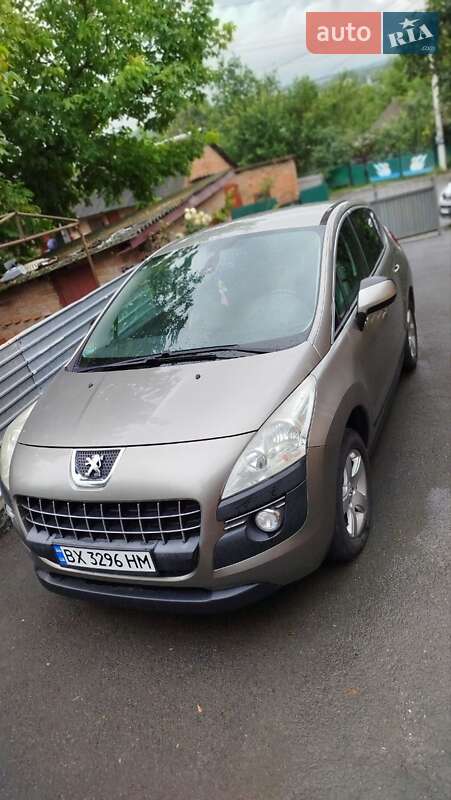 Позашляховик / Кросовер Peugeot 3008 2010 в Хмельницькому
