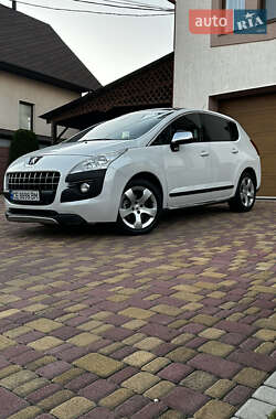 Внедорожник / Кроссовер Peugeot 3008 2011 в Черновцах
