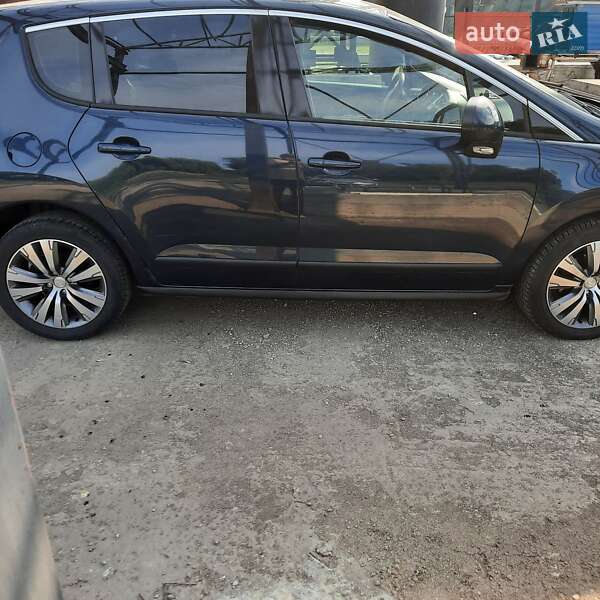 Позашляховик / Кросовер Peugeot 3008 2013 в Рівному