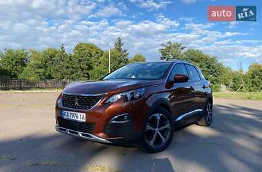 Внедорожник / Кроссовер Peugeot 3008 2017 в Киеве