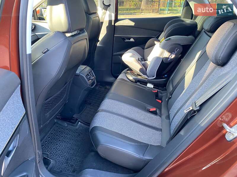 Позашляховик / Кросовер Peugeot 3008 2017 в Києві