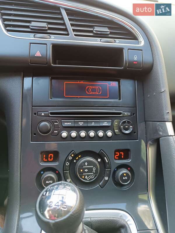 Позашляховик / Кросовер Peugeot 3008 2011 в Калуші