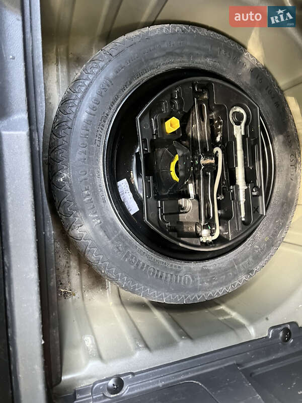 Внедорожник / Кроссовер Peugeot 3008 2012 в Ровно