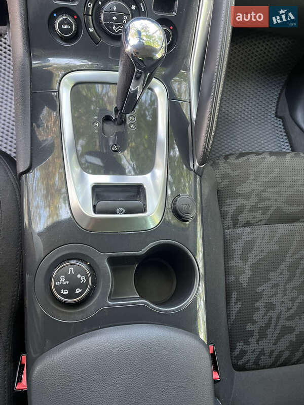 Внедорожник / Кроссовер Peugeot 3008 2012 в Ровно