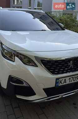 Внедорожник / Кроссовер Peugeot 3008 2017 в Киеве
