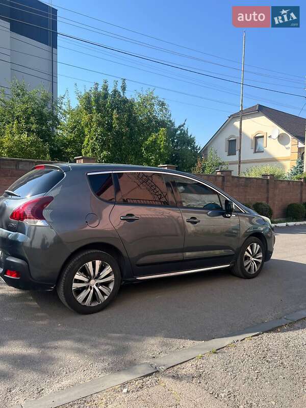 Позашляховик / Кросовер Peugeot 3008 2014 в Рівному