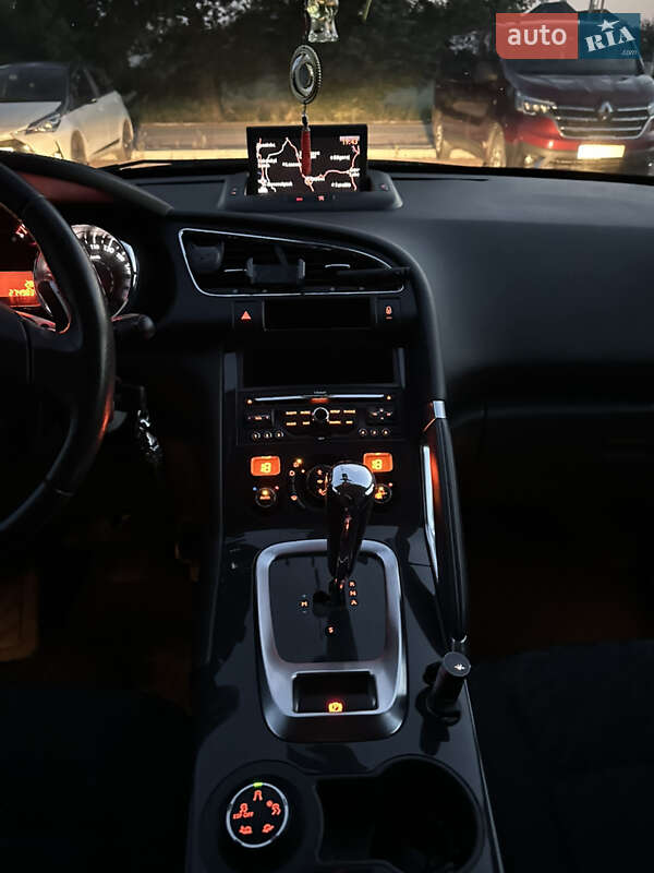 Позашляховик / Кросовер Peugeot 3008 2011 в Рава-Руській