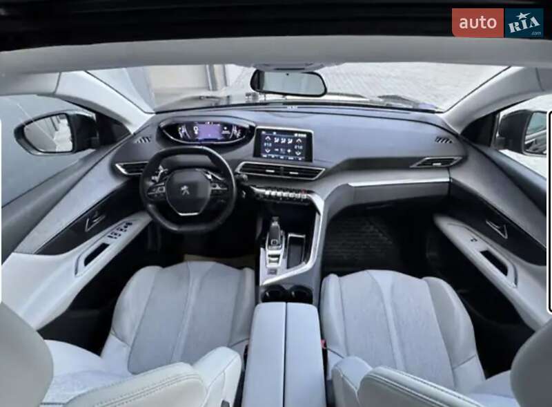 Внедорожник / Кроссовер Peugeot 3008 2019 в Киеве